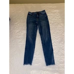 AMERICAN EAGLE DREAM JEAN